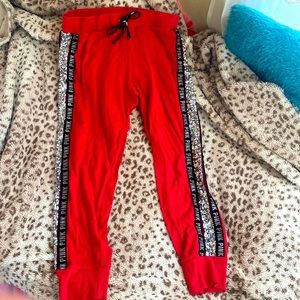 VS Pink medium sweatpants w sparkly details on sides